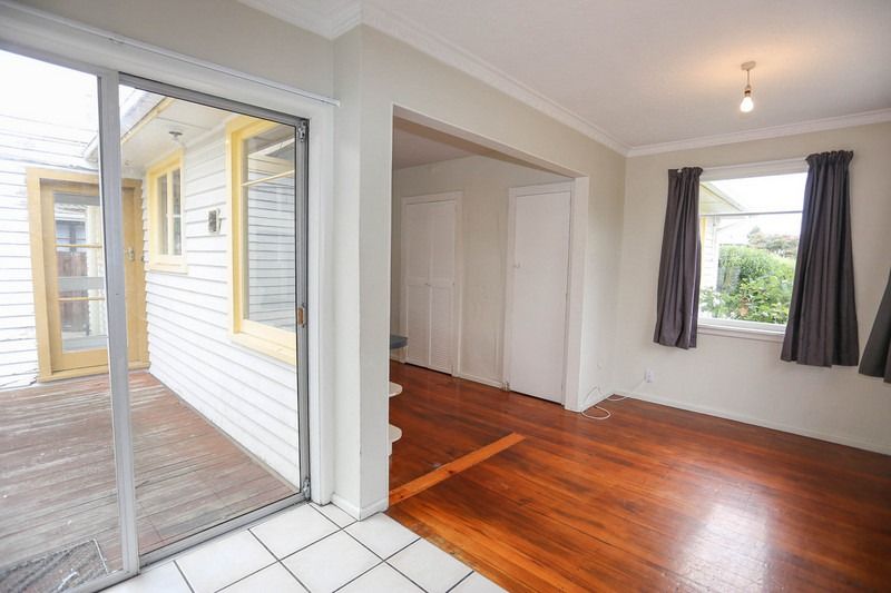 ILAM - 6 BEDROOMS, 2 BATHROOMS, 2 HEAT PUMPS, GARAGE - Bild 5