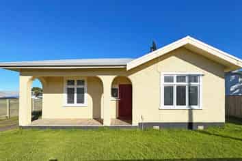 23 Egmont Street, Castlecliff