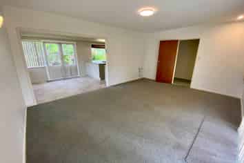 2 Walworth Avenue, Pakuranga