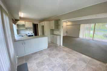 2 Walworth Avenue, Pakuranga