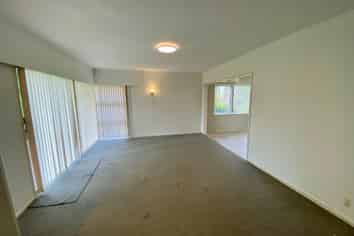 2 Walworth Avenue, Pakuranga