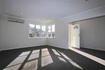 31a Hollyford Avenue, Bryndwr