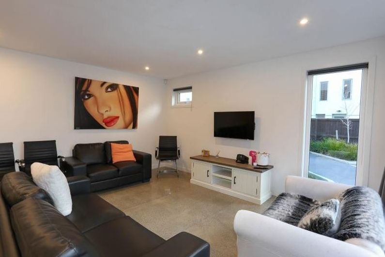 STUDENT PROPERTY - INCLUDES POWER ALL YEAR ROUND - 5 Bedrooms 5 Bathrooms Matipo St - Vista 3
