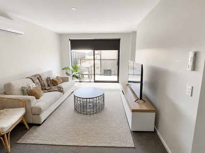 1/317 Lincoln Road , Addington