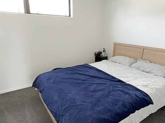 1/317 Lincoln Road , Addington