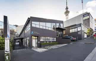CREATIVE OFFICE IN FREEMANS BAY   
