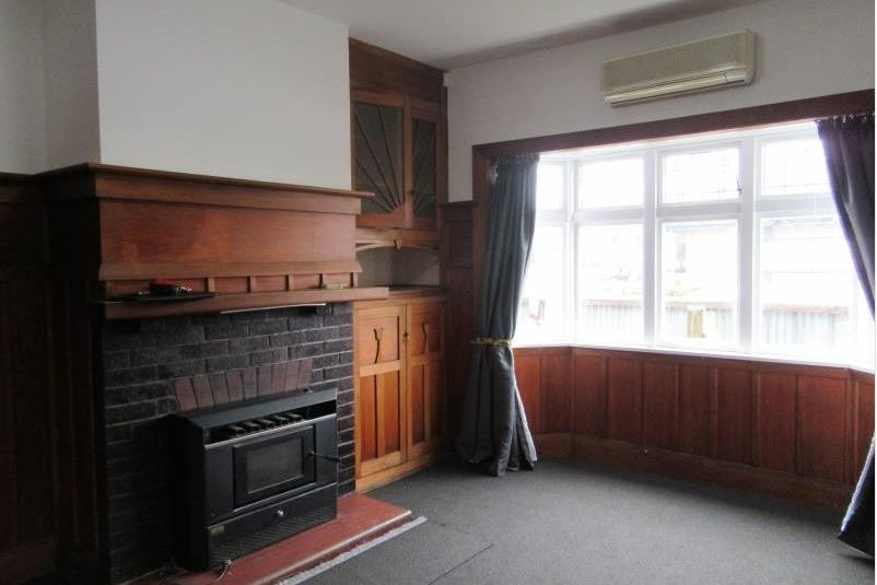RICCARTON - 4 BEDROOMS, 1 BATHROOM, DOUBLE GARAGE - Bild 5