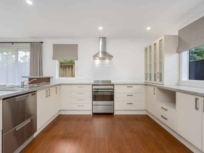 77 Red Beach Road, Red Beach