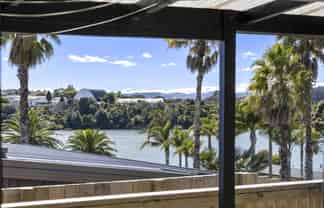 6 Opotoru Road, Raglan