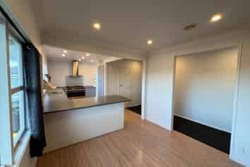 141 Gossamer Drive, Pakuranga Heights