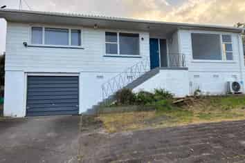 141 Gossamer Drive, Pakuranga Heights