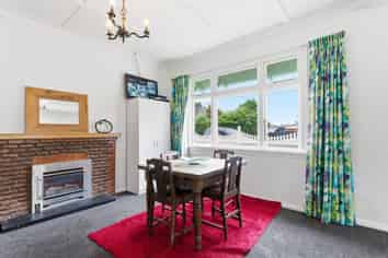 124 Anzac Parade, Whanganui East