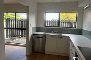 4/138 Waimairi Road, Ilam