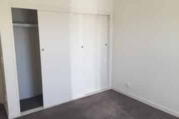 2/33 Winchester Street, Merivale