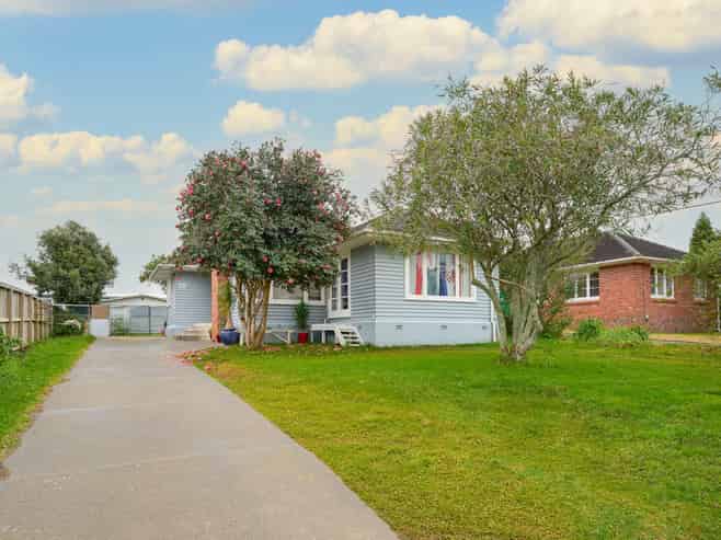 11 & 13 Toru Street, Te Atatu Peninsula