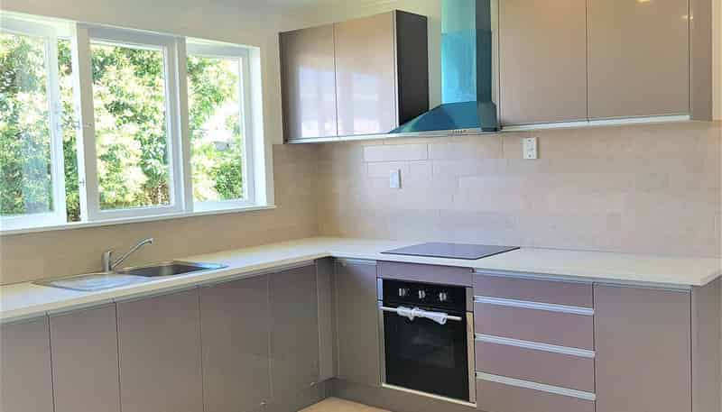 1/166 Lake Rd, Northcote