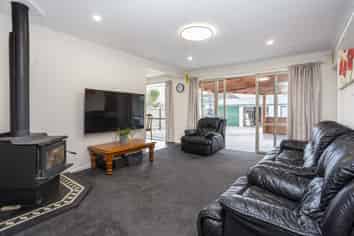 164 Aorangi Road , Bryndwr