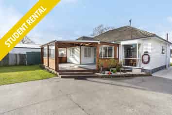 164 Aorangi Road , Bryndwr