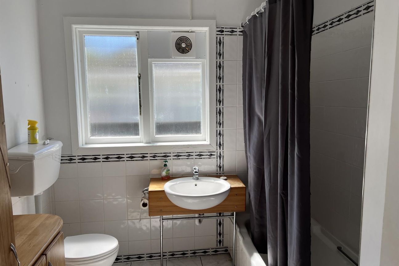 ILAM - ACROSS THE ROAD FROM UC, 4 BEDROOMS/2 BATHROOMS - Ansicht 6