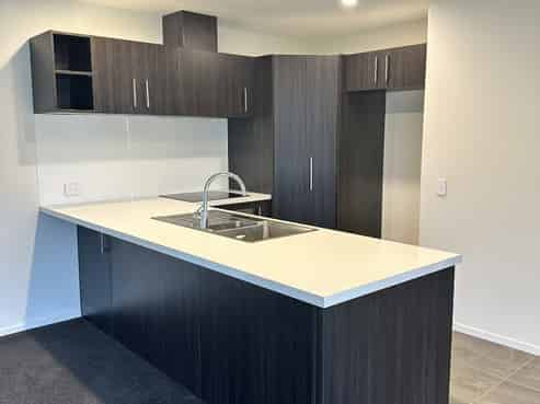 8 Mayfly Grove, Nukuhau