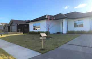 8 Mayfly Grove, Nukuhau