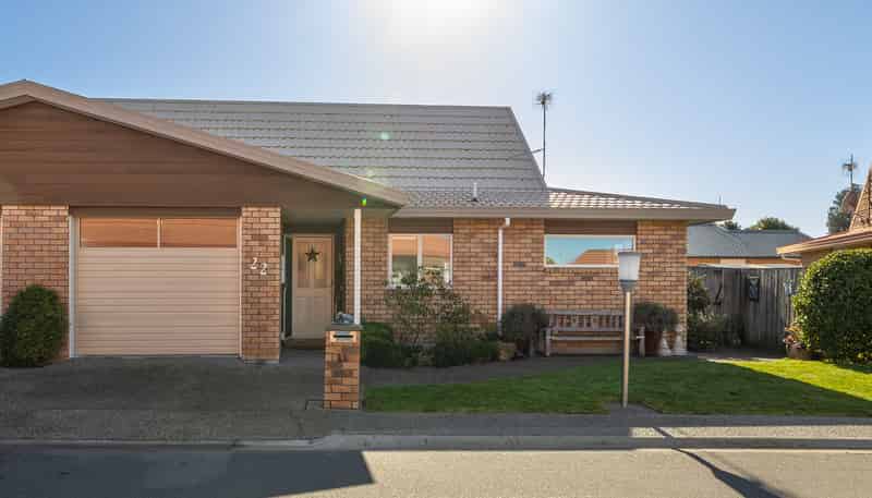 22/2 William Donald Drive, Masterton