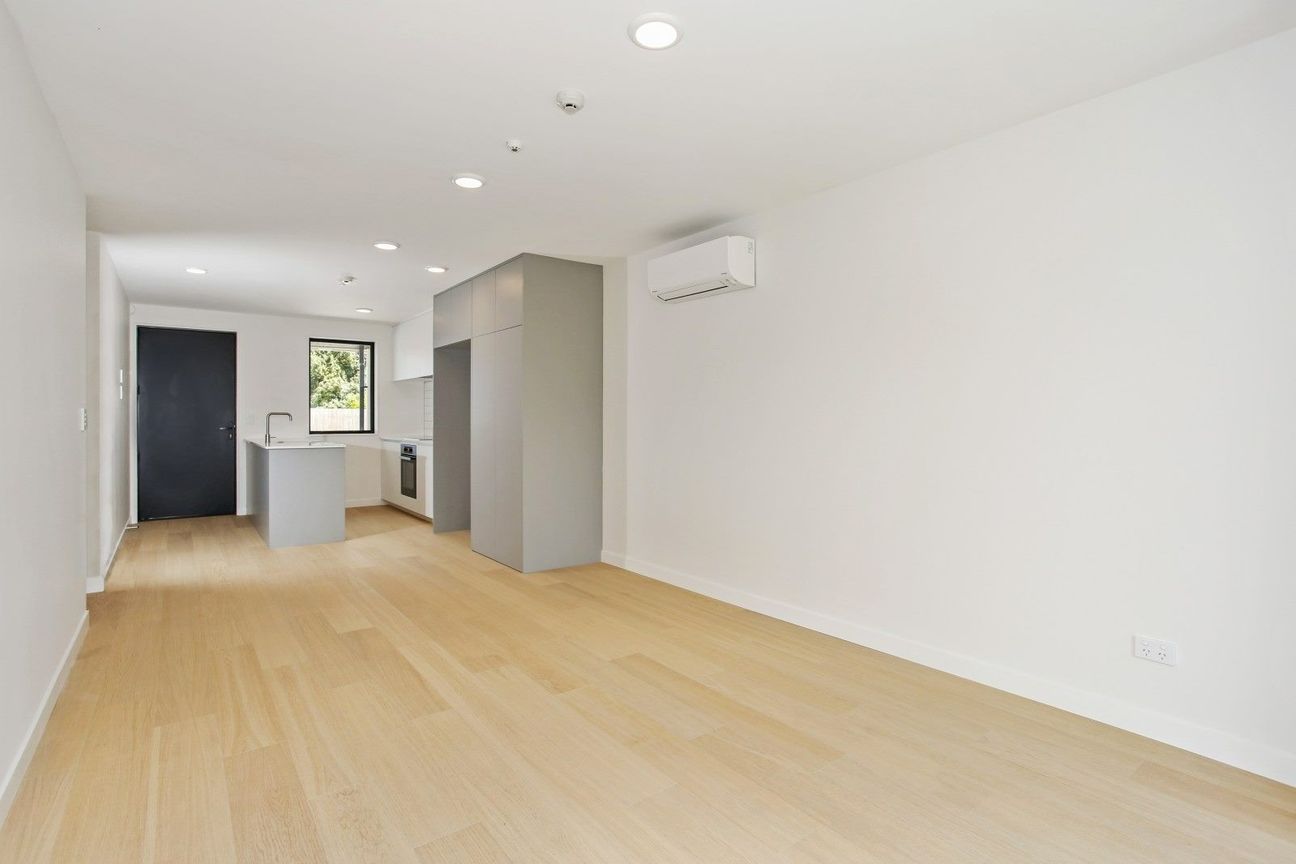 Brand new 2 beddy in great area. - Vista 4