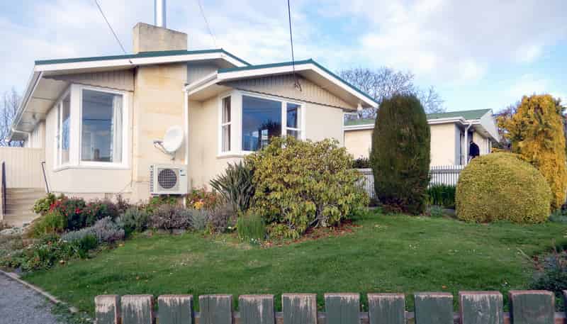 11 Arrow Crescent, Oamaru