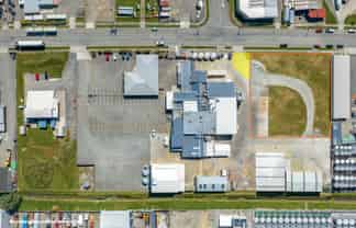 Sizeable 2,900sqm Industrial Yard – Riverlands