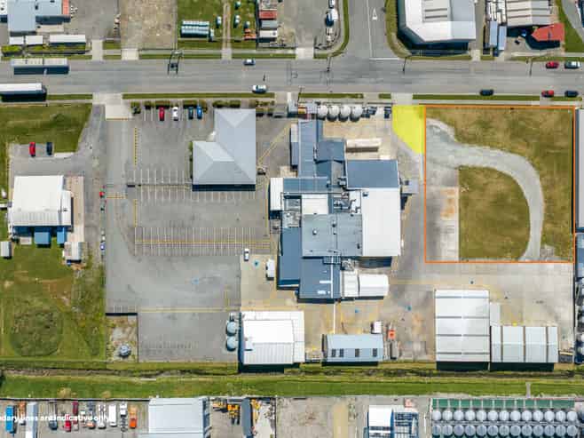 Sizeable 2,900sqm Industrial Yard – Riverlands