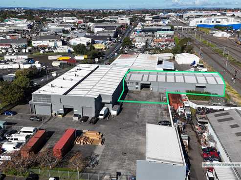 CBRE | Functional 959sqm Racked Warehouse