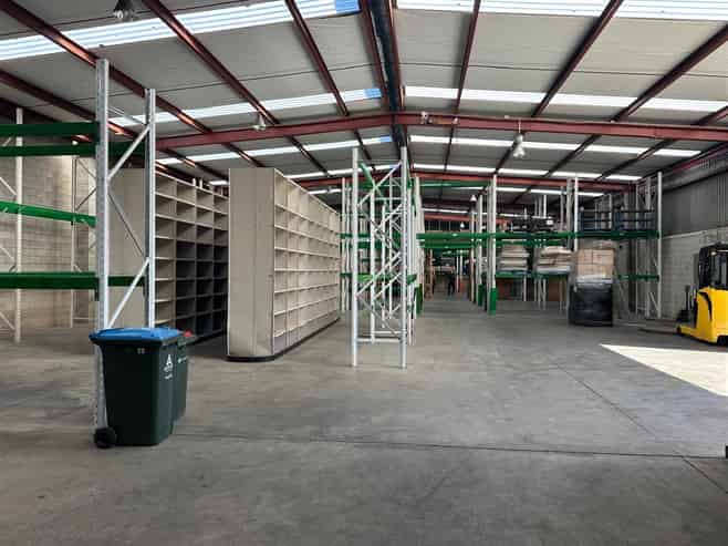 CBRE | Functional 959sqm Racked Warehouse