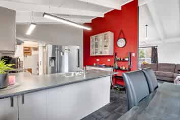 1263 Egmont Road, Egmont Village