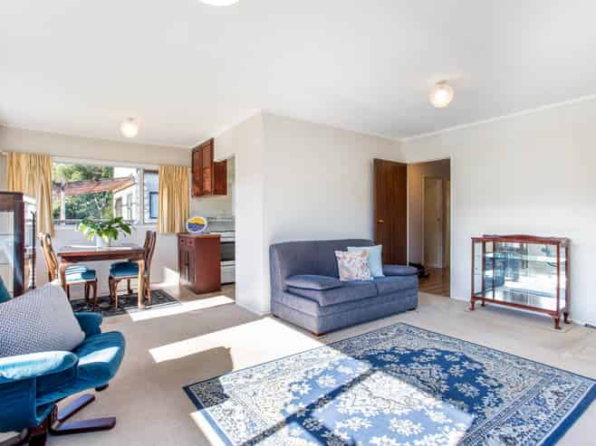 1/4 Celina Place, Browns Bay