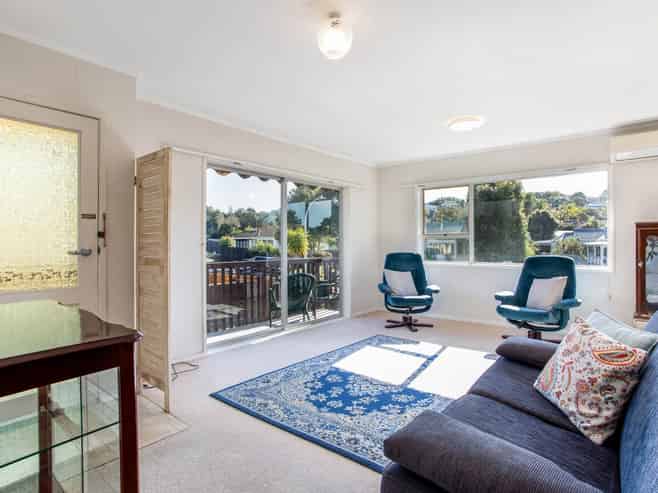 1/4 Celina Place, Browns Bay