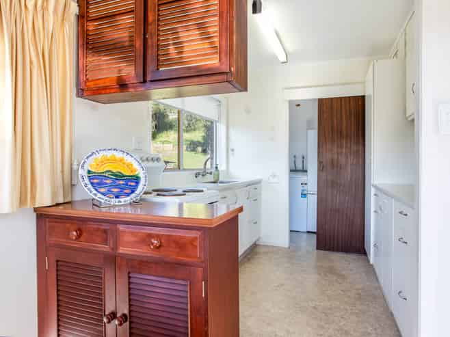 1/4 Celina Place, Browns Bay