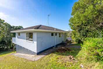 12 Erica Road, Sunnynook