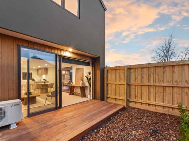 1/4 Burlington Street, Sydenham