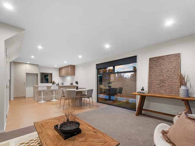 6/4 Burlington Street, Sydenham