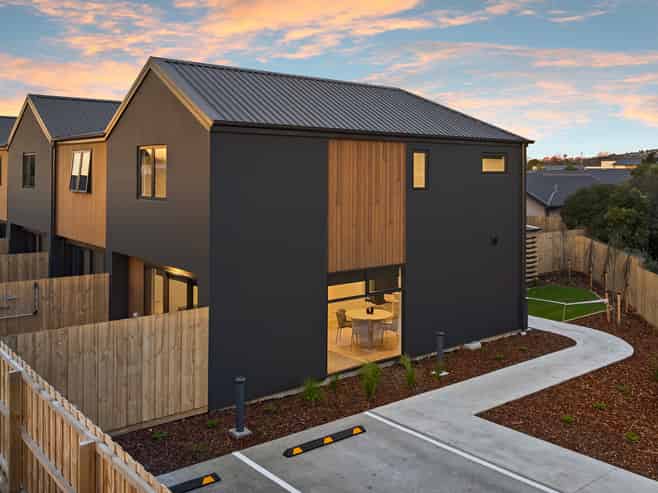 1/4 Burlington Street, Sydenham