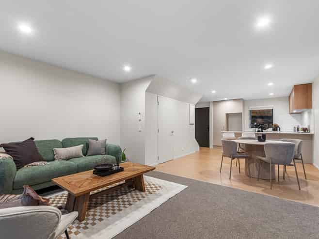 6/4 Burlington Street, Sydenham