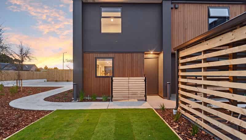 1/4 Burlington Street, Sydenham