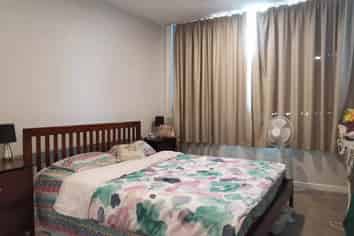 1D/1C Queen Mary Ave, Epsom