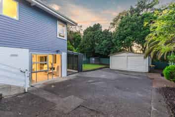 16A Cardiff Road , Pakuranga