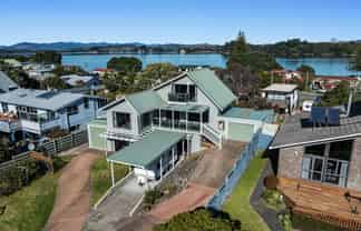10 Eruini Street, Ohope