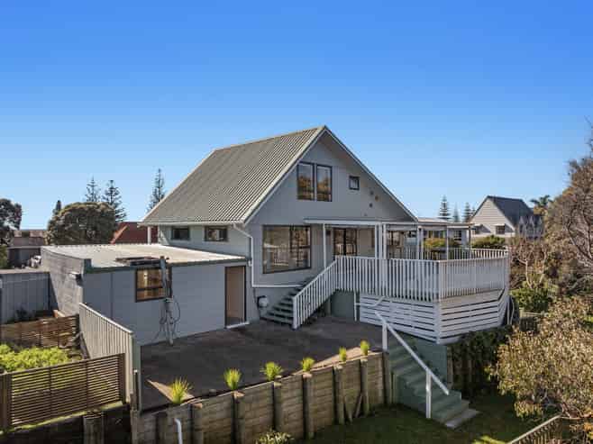 10 Eruini Street, Ohope