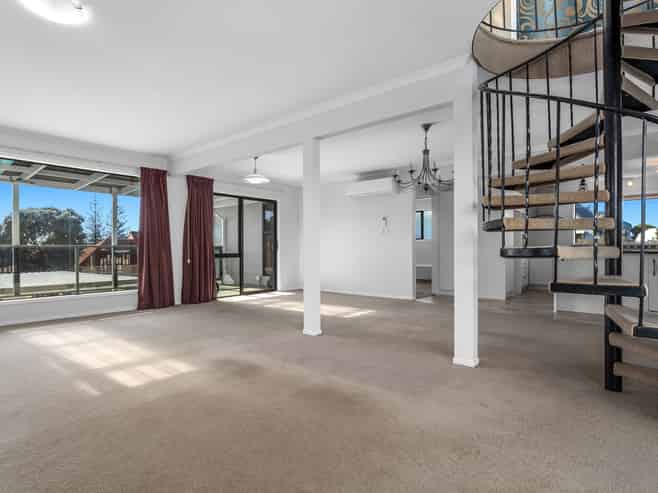 10 Eruini Street, Ohope