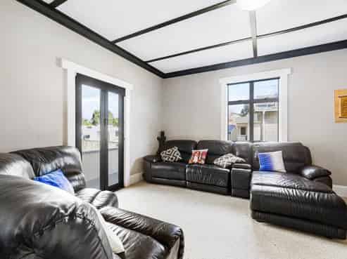 6 Downe Street, New Plymouth