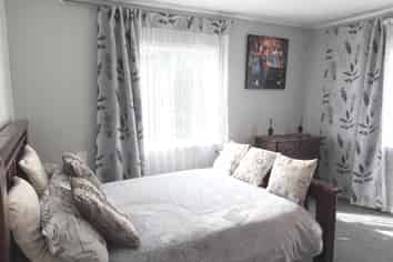 419A Sunset Road, Sunnybrook