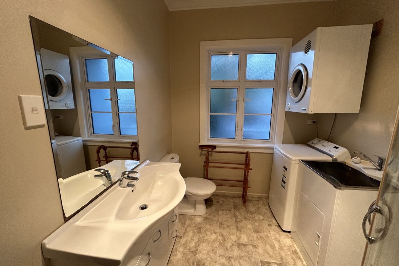Furnished – 2 Bedroom,  Hospital Location - Altro